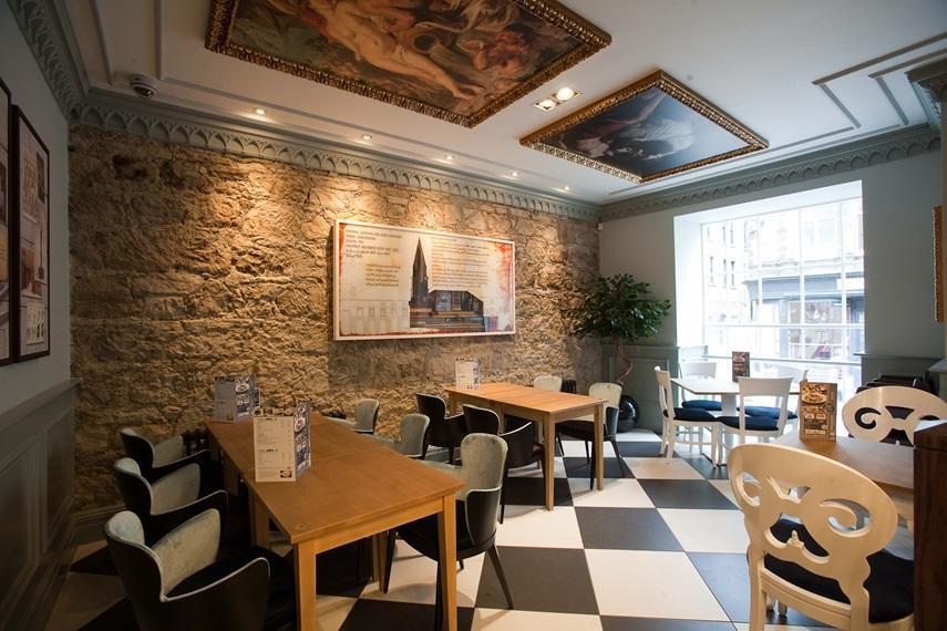 דנפרמליין The Guildhall And Linen Exchange Wetherspoon מראה חיצוני תמונה