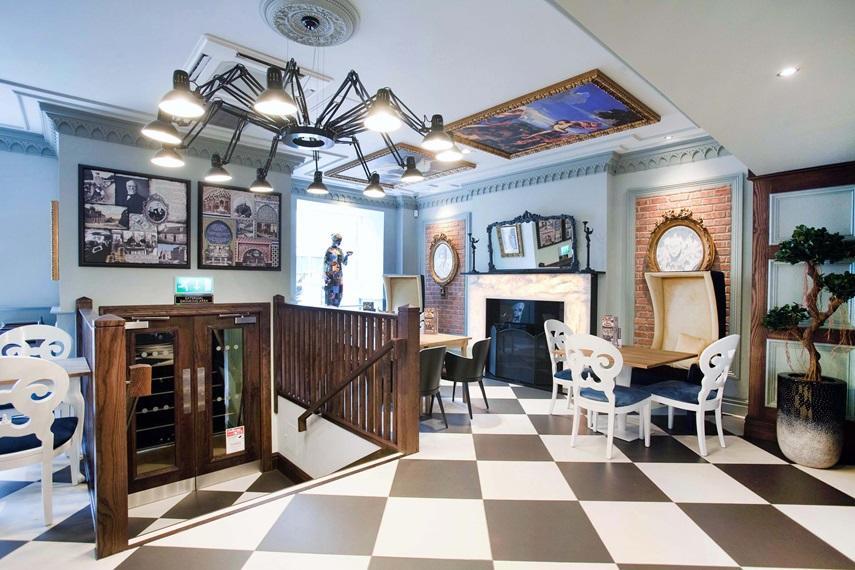 דנפרמליין The Guildhall And Linen Exchange Wetherspoon מראה חיצוני תמונה